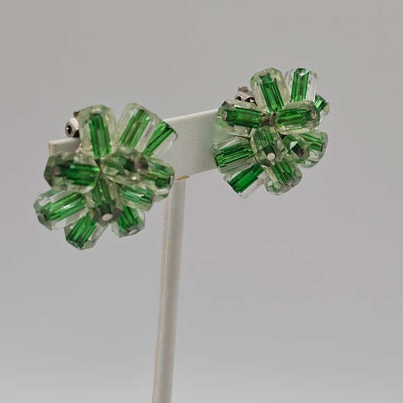 Vtg Mid-Century Atomic Starburst Green Stripe Glass Cluster Clip Earrings Japan - Picture 4 of 13